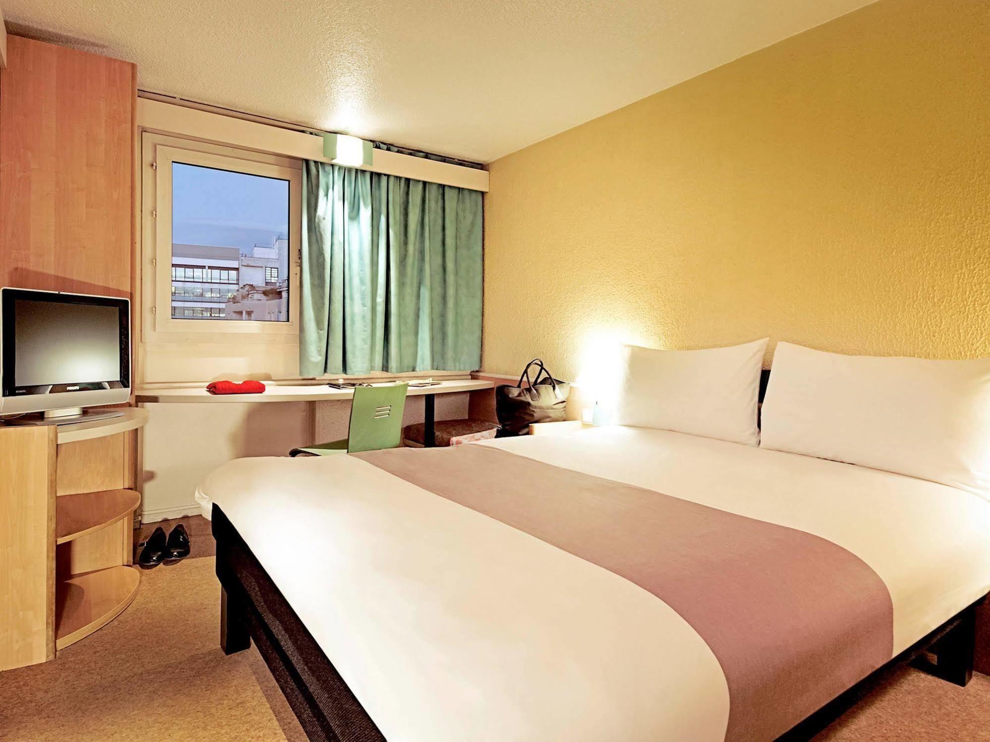 Hotel Ibis Centre 3*